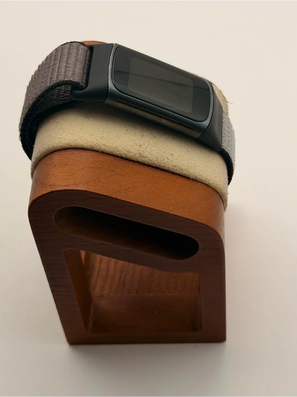 Fitbit Charge 5, Charger included, new band, smartwatch, fitness tracker